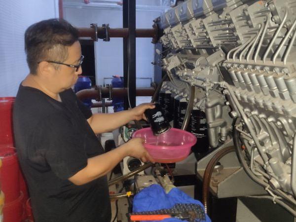 柴油发电机维护保养